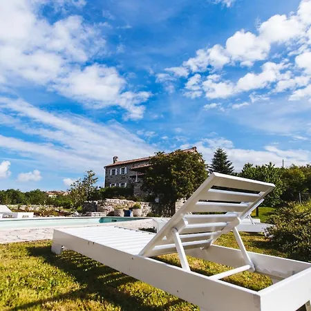 Vila Vigini *